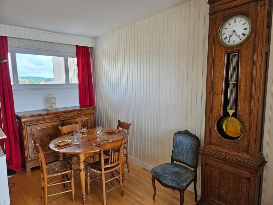 L'Ideal, Appartement Vue Mer Étretat Eksteriør billede